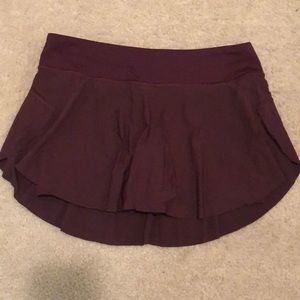 Lululemon speed skirt size 6 burgundy
